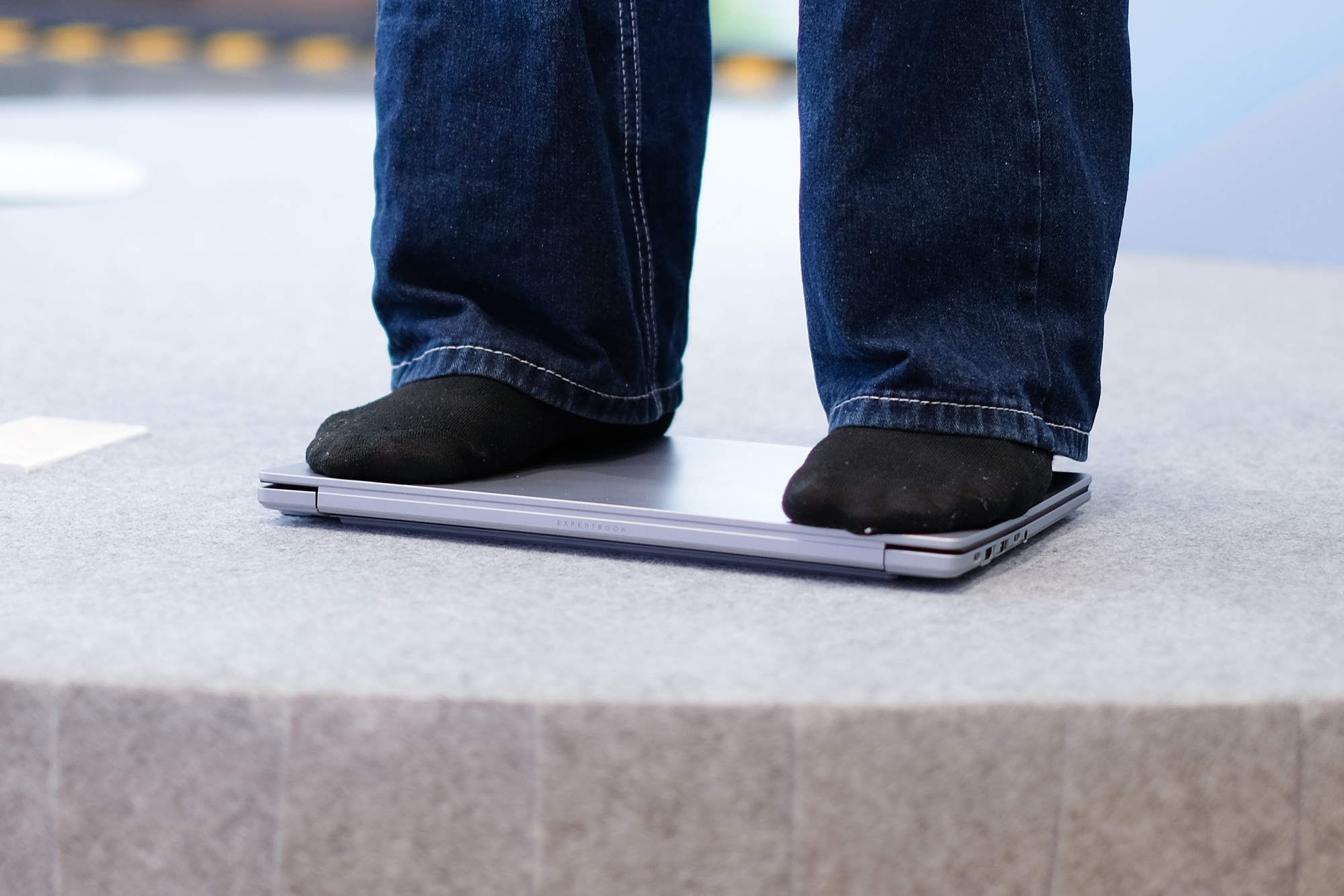 ASUS ra mắt dòng laptop Expert Series: Độ bền cao, tích hợp AI xịn sò - Ảnh 6