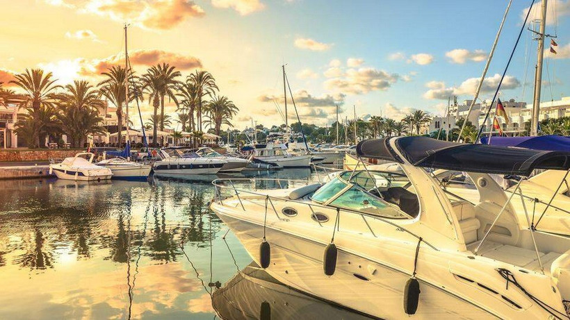 Giá đồng bitcoin tăng vọt thổi bùng làn sóng du lịch xa xỉ - Ảnh 1