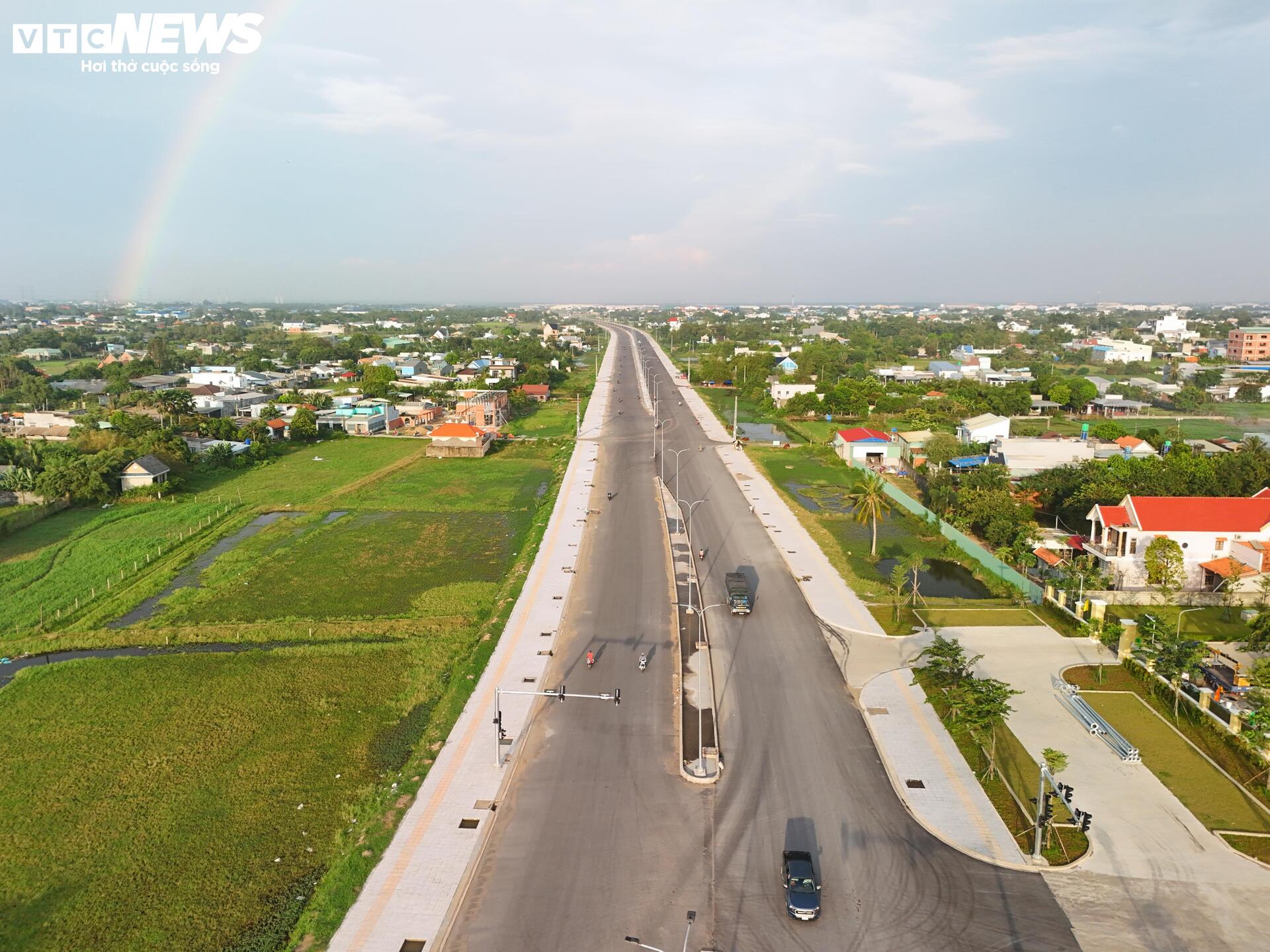 Cận cảnh đường nghìn tỷ kết nối giao thông Tây Ninh với TP.HCM - Ảnh 3
