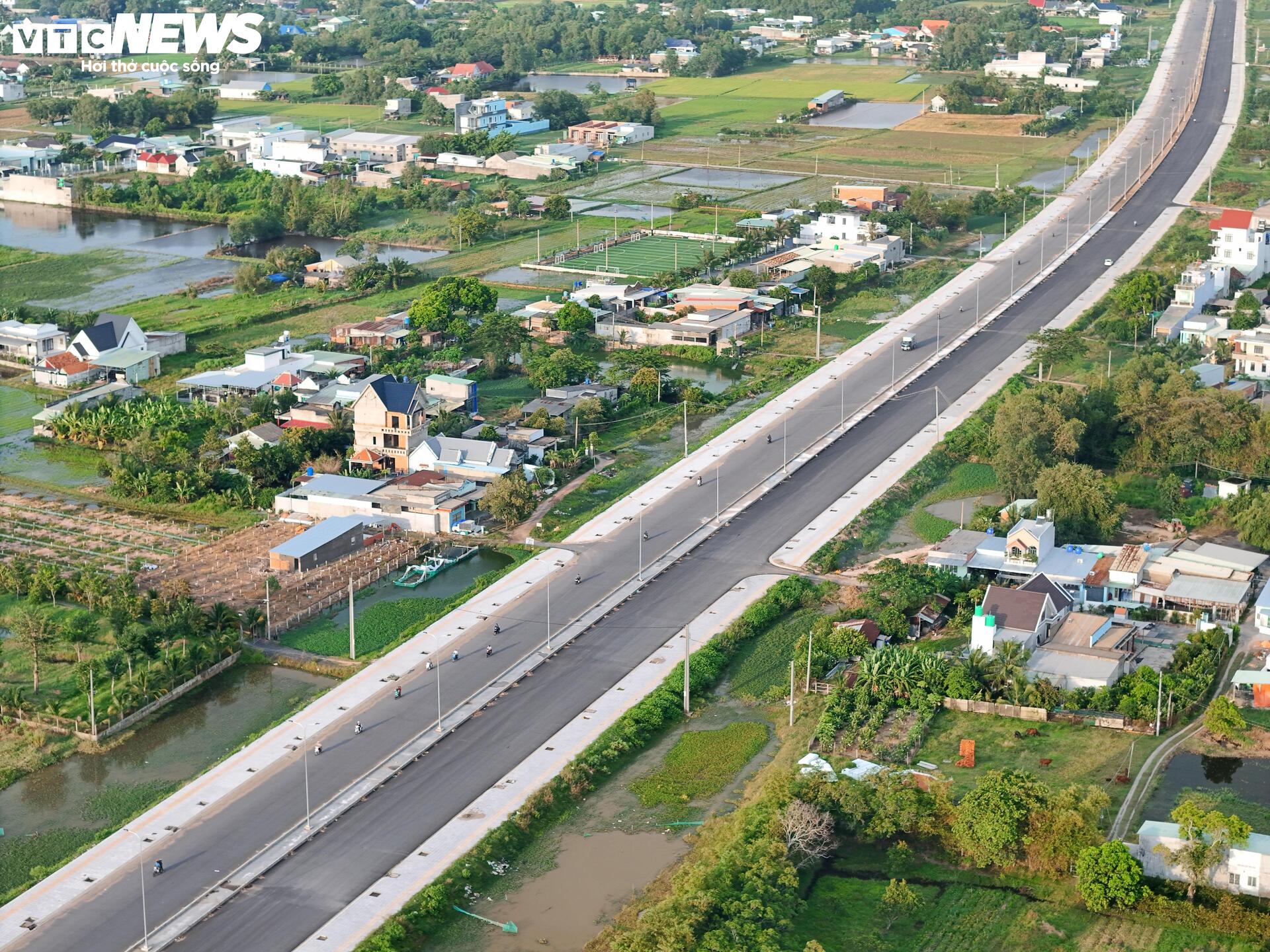 Cận cảnh đường nghìn tỷ kết nối giao thông Tây Ninh với TP.HCM - Ảnh 2