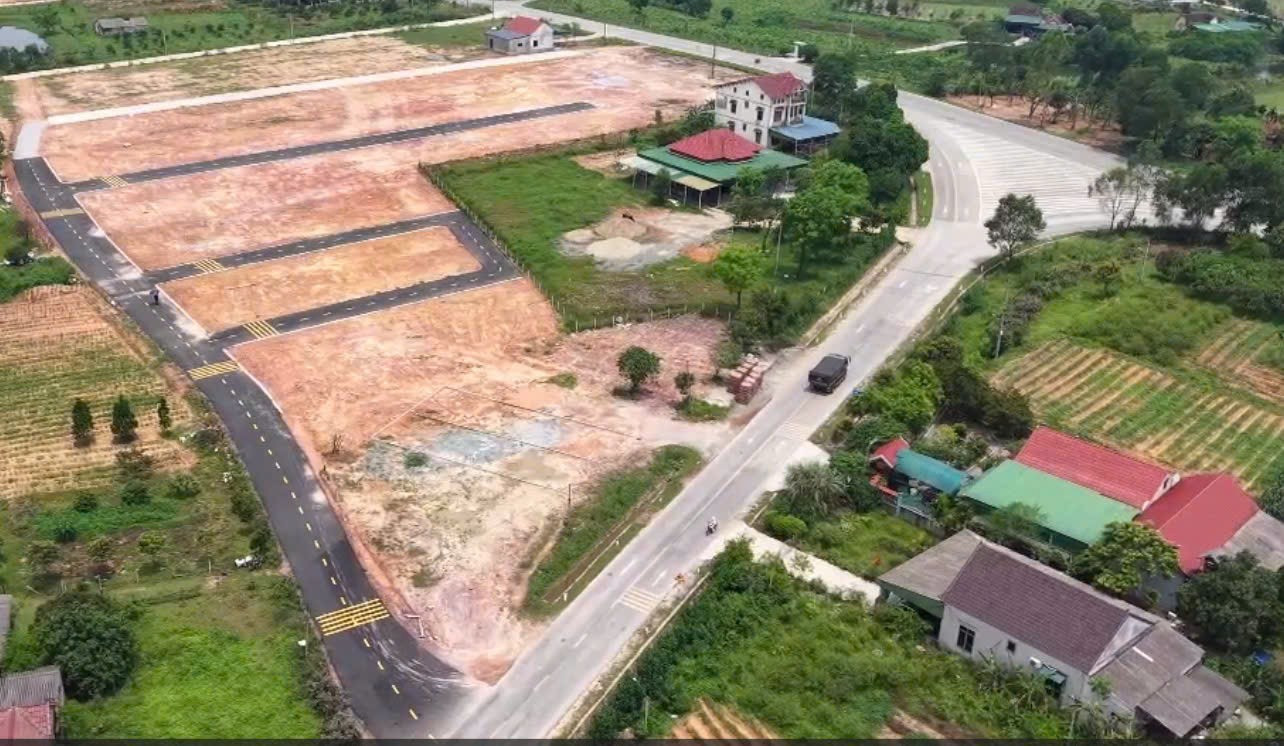 Nguy cơ phá vỡ hạ tầng trong 'cơn sốt ảo' đất nền ở vùng quê Hà Tĩnh - Ảnh 13