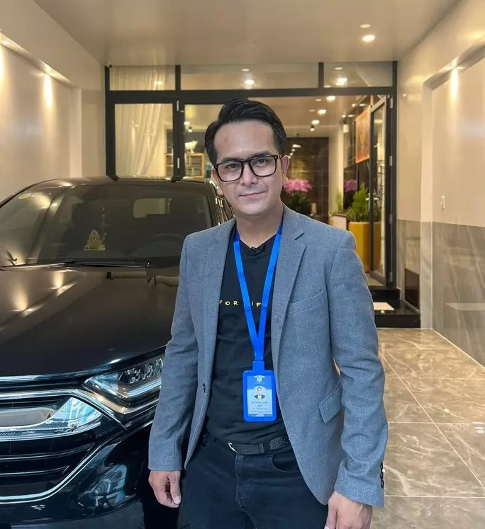 Loạt TikToker, diễn viên, ca sĩ bất ngờ rẽ hướng làm bất động sản: Người mở liền 3 văn phòng công ty, người không muốn cả đời đi hát - Ảnh 3