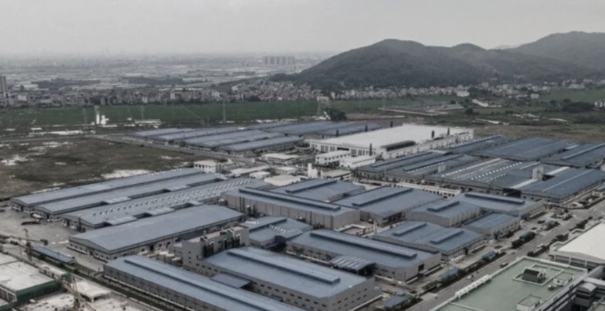 200.000 công nhân đang ngày đêm sản xuất iPhone 17 cho Apple - Ảnh 1