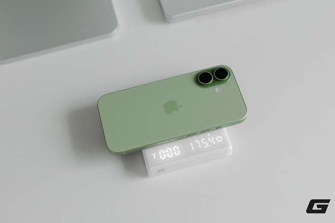 Mở hộp iPhone 17 chính hãng màu xanh cực đẹp: Chiếc iPhone có nhiều nâng cấp đáng giá nhất! - Ảnh 15