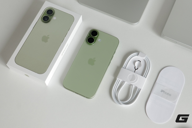 Mở hộp iPhone 17 chính hãng màu xanh cực đẹp: Chiếc iPhone có nhiều nâng cấp đáng giá nhất! - Ảnh 3