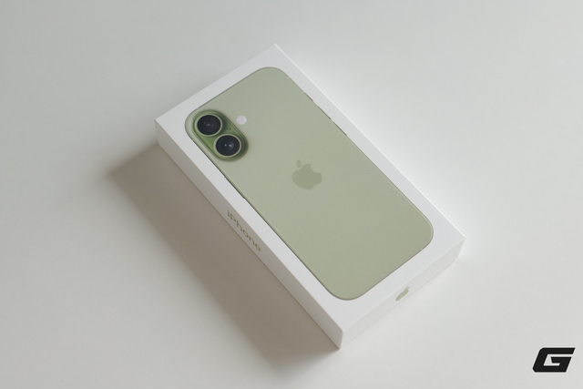 Mở hộp iPhone 17 chính hãng màu xanh cực đẹp: Chiếc iPhone có nhiều nâng cấp đáng giá nhất! - Ảnh 1