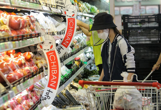 Bộ Tài chính đề xuất nâng mức giảm trừ gia cảnh lên 15,5 triệu đồng - Ảnh 1