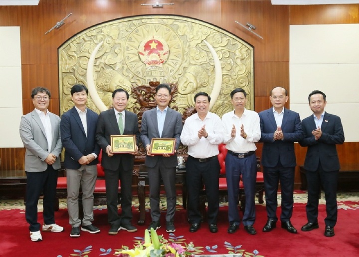 Hưng Yên sẽ có nhà máy sản xuất rượu Soju trị giá 100 triệu USD - Ảnh 2