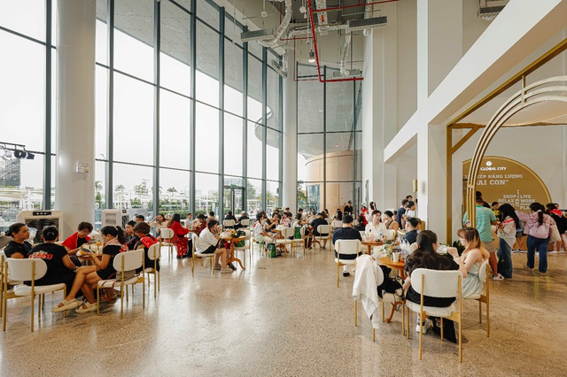 Hàng vạn khán giả hòa nhịp tại The Global City trong Anh Trai Vượt Ngàn Chông Gai - Ảnh 10