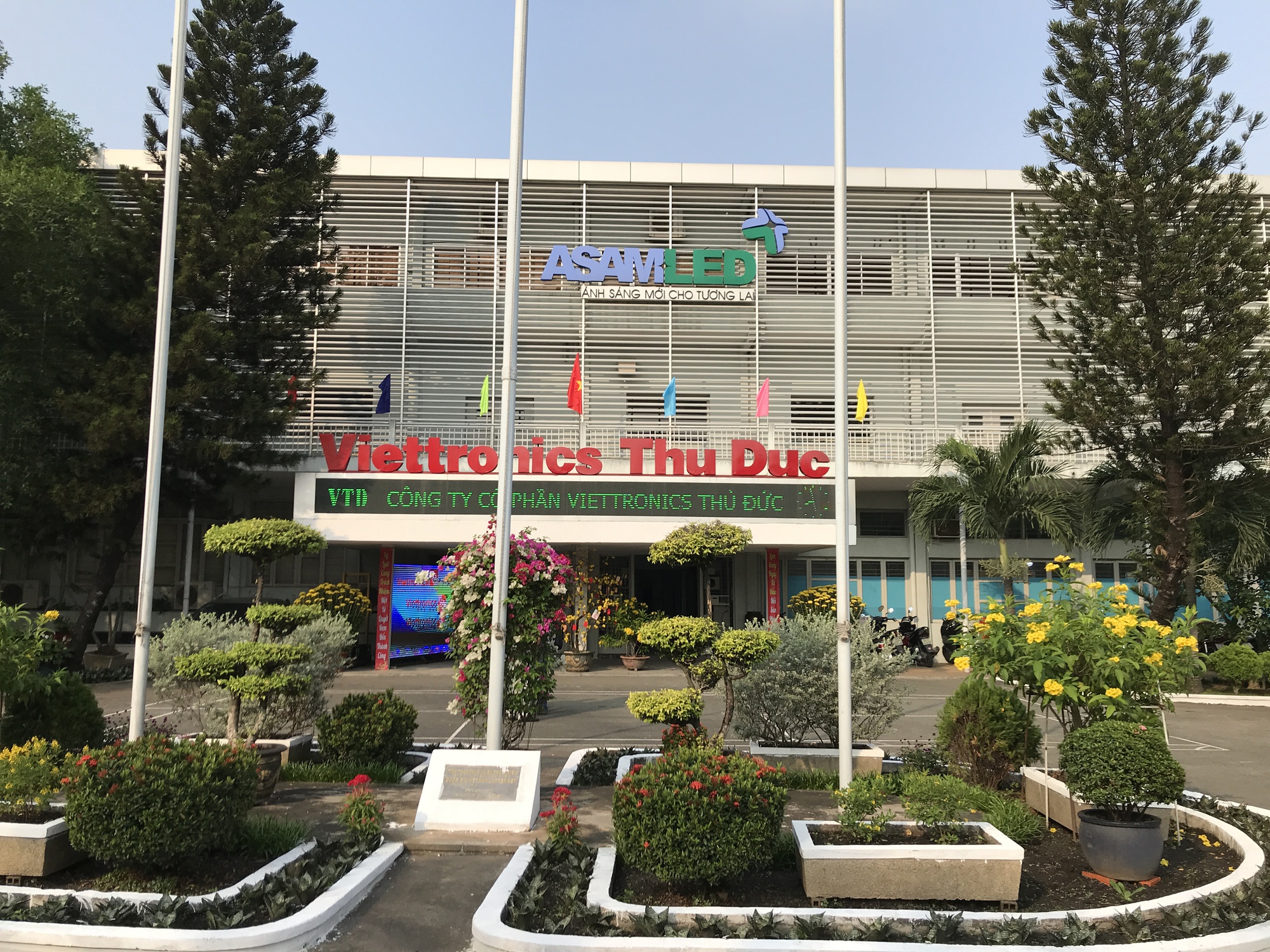 SCIC rao bán một "Nhà thầu nghìn tỷ" kinh doanh bết bát, nắm hàng loạt "đất vàng" ở Hà Nội - Ảnh 2