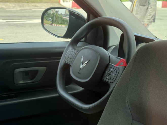 VinFast Minio Green 'không che' tại Hà Nội: Giá 269 triệu, cụm đèn ‘ăn tiền’, chìa khoá cơ, dân độ xe thoả sức sáng tạo - Ảnh 7