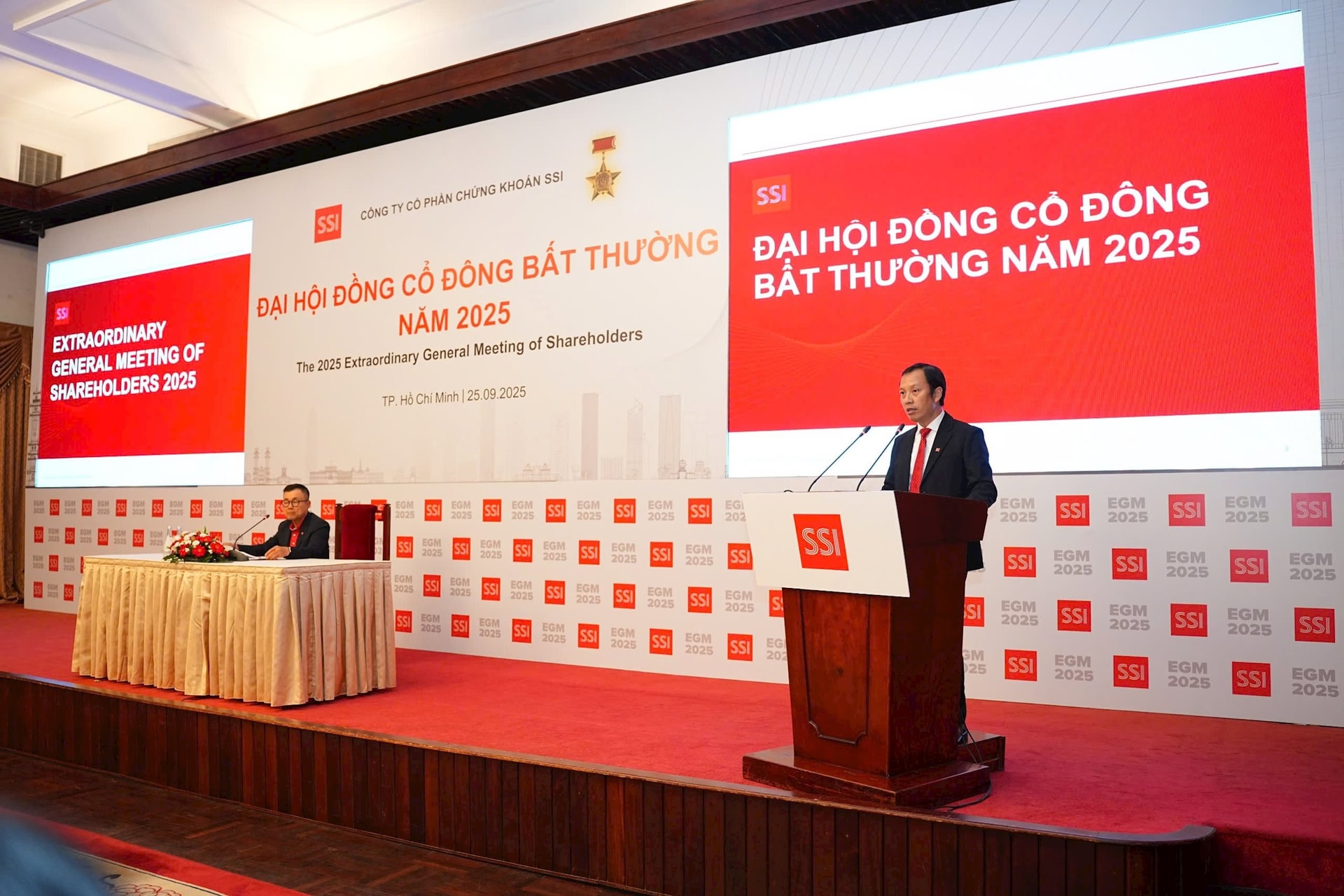 Việt Nam sắp có công ty chứng khoán vốn điều lệ 25.000 tỷ đồng - Ảnh 1