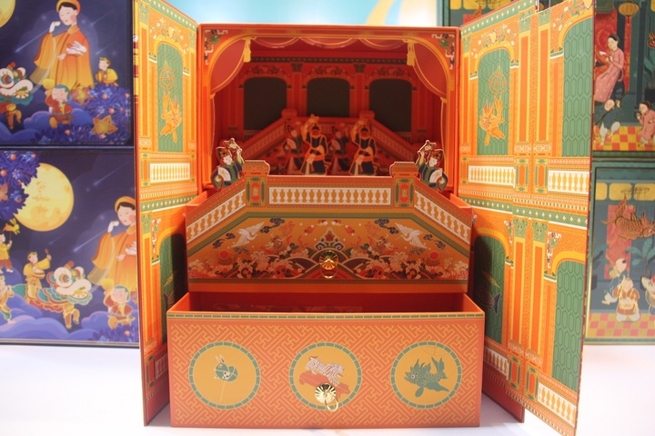 Chào sân sớm, bánh trung thu giá tiền triệu lộ diện - Ảnh 6