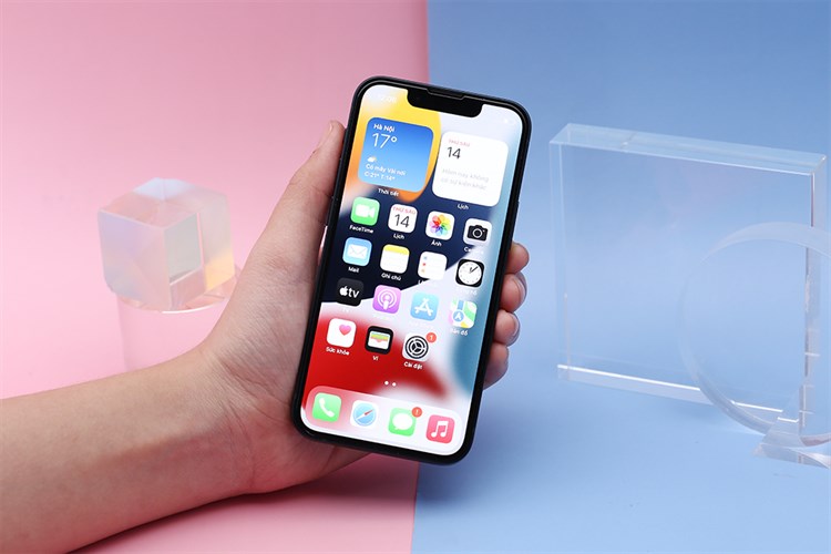 Bất ngờ với giá "xả kho" của hàng trăm chiếc điện thoại iPhone 12, 12 Pro và iPhone 13 - Ảnh 2