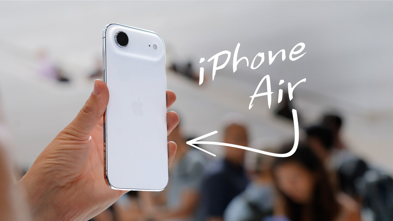 Trên tay iPhone Air siêu mỏng và iPhone 17 Pro Max màu Cam Vũ trụ, có xấu thật không? - Ảnh 1