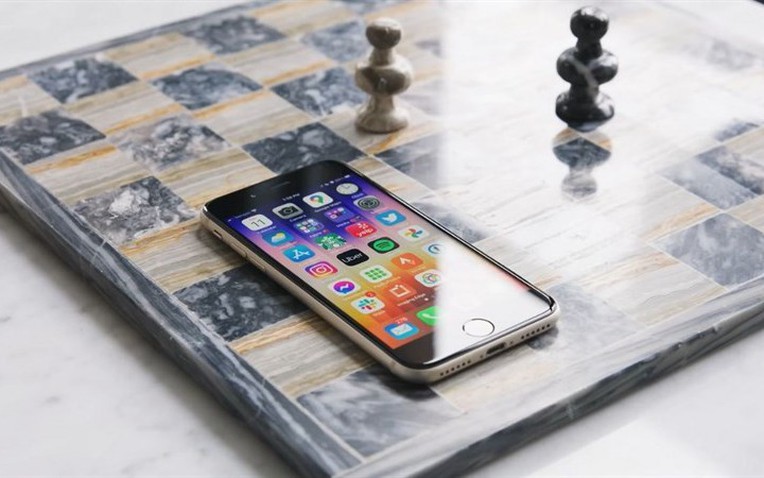 Chiếc iPhone mất giá nhanh nhất lịch sử Apple: Chưa đến 3 triệu dù hiệu năng ngang ngửa iPhone 13 Pro Max - Ảnh 1