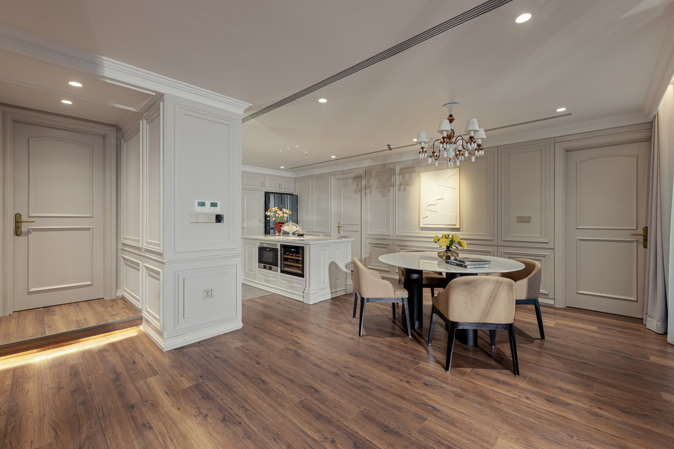 Quá trình biến đổi Penthouse từ phong cách Tân cổ điển sang hiện đại - Ảnh 5