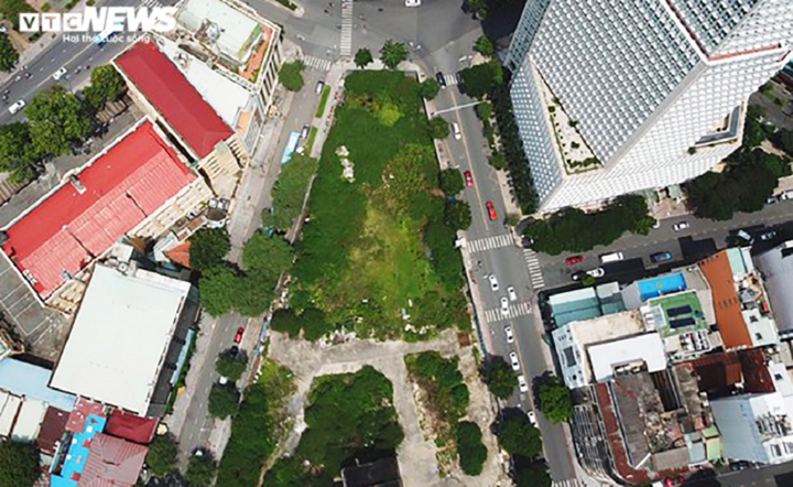 Sau 10 năm bất động, khu đất 'vàng' 4 mặt tiền trung tâm TP.HCM co người thuê - Ảnh 3