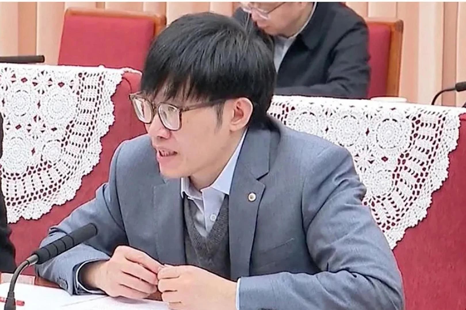 CEO của startup từng “thổi bay” gần 600 tỷ USD của Nvidia vừa được vinh danh top 100 thế giới AI là ai? - Ảnh 1