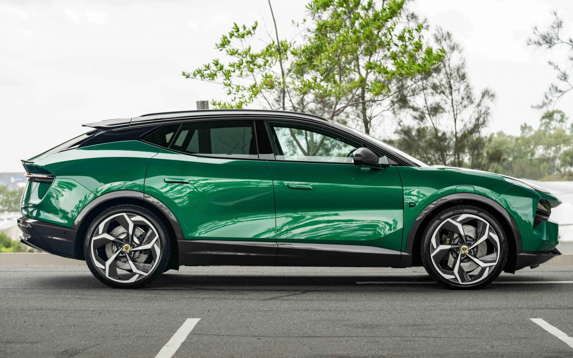 Lotus sắp bán xe chính hãng tại Việt Nam: Có thể mang xe thách thức Porsche, Audi, Mercedes - Ảnh 4