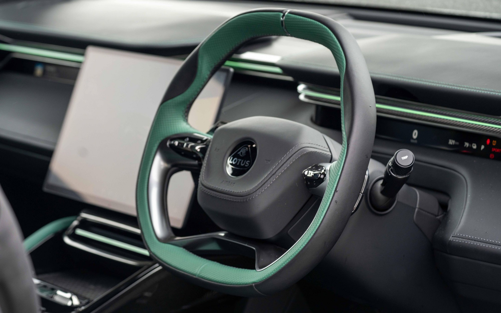 Lotus sắp bán xe chính hãng tại Việt Nam: Có thể mang xe thách thức Porsche, Audi, Mercedes - Ảnh 7