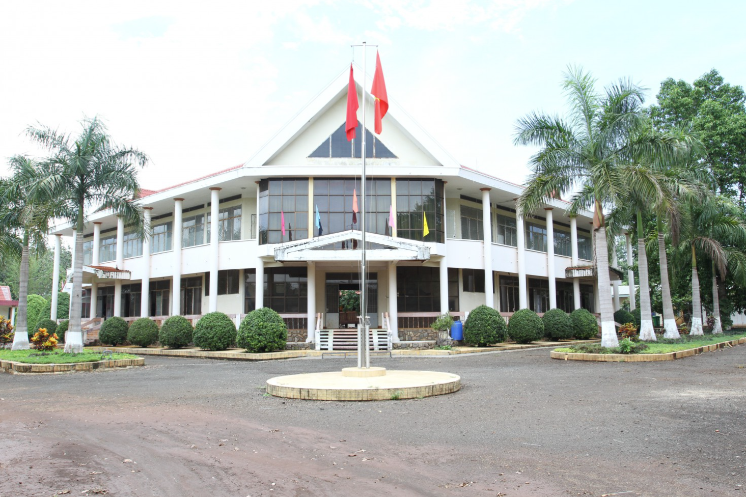 Một doanh nghiệp liên quan doanh nhân Ngô Văn Hùng bị hủy tư cách công ty đại chúng - Ảnh 1