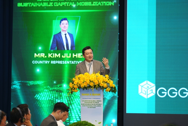 Chiều 5/9: Đang diễn ra hội nghị về phát triển bền vững và tài chính toàn diện tại Việt Nam - Ảnh 1