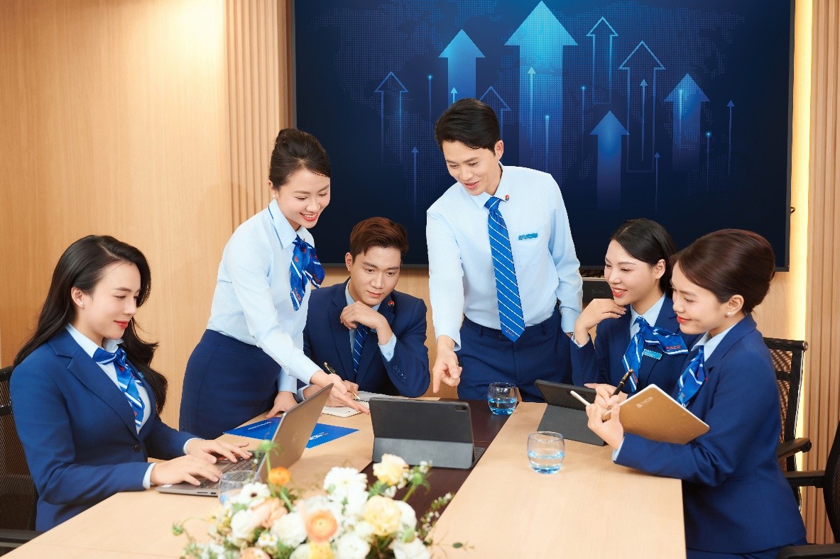 Vì sao NCB hút nhân tài trẻ ngành ngân hàng? - Ảnh 1