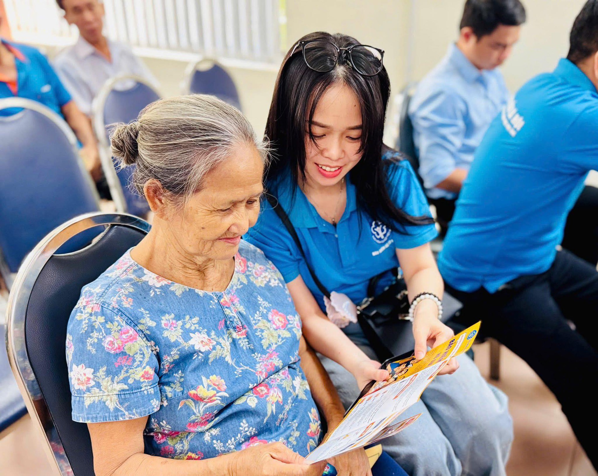 Đề xuất tăng mức hưởng BHYT lên 100% cho người hưởng trợ cấp hưu trí xã hội - Ảnh 1