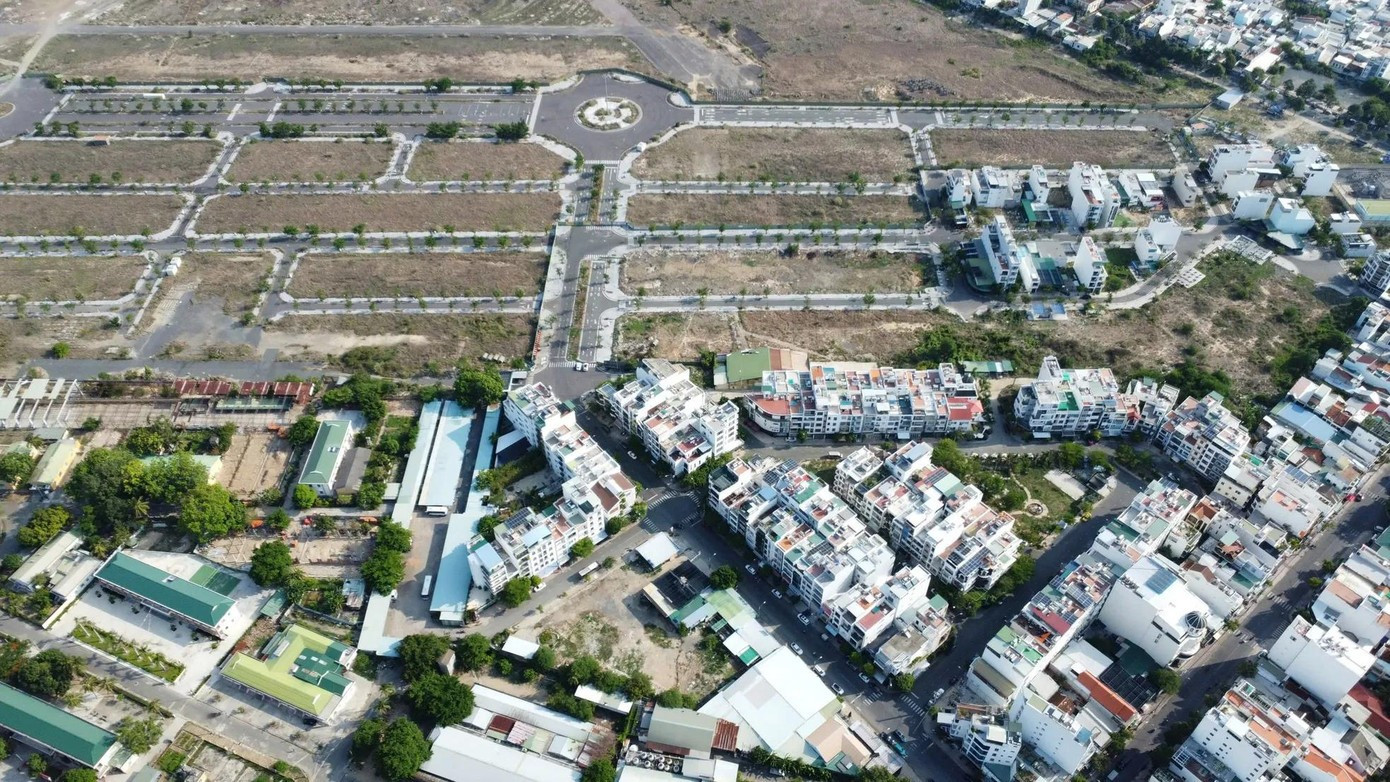 Khánh Hòa kiến nghị Thanh tra Chính phủ đình chỉ thanh tra 8 dự án bất động sản - Ảnh 2