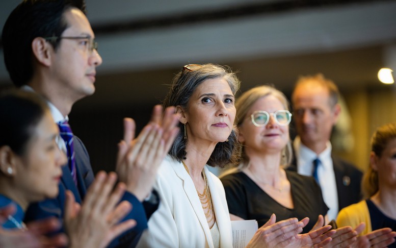 Việt Nam đang vươn lên như một cường quốc kinh tế mới nổi - Ảnh 4