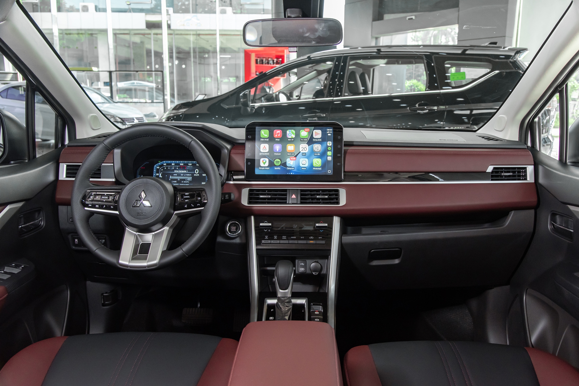 Soi kỹ từng khác biệt của Mitsubishi Xpander 2025 vừa ra mắt: Giá cao nhất 699 triệu, đã có 6 túi khí, màn hình điện tử - Ảnh 14