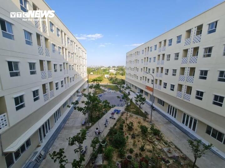 Giá nhà liên tục tăng cao, cách nào để hạ nhiệt? - Ảnh 1