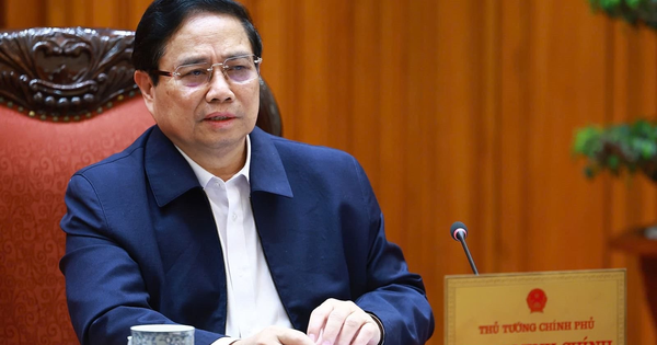 Thủ tướng yêu cầu NHNN báo cáo tình hình chính sách tiền tệ, đặc biệt là tỷ giá hối đoái, giá vàng,...
