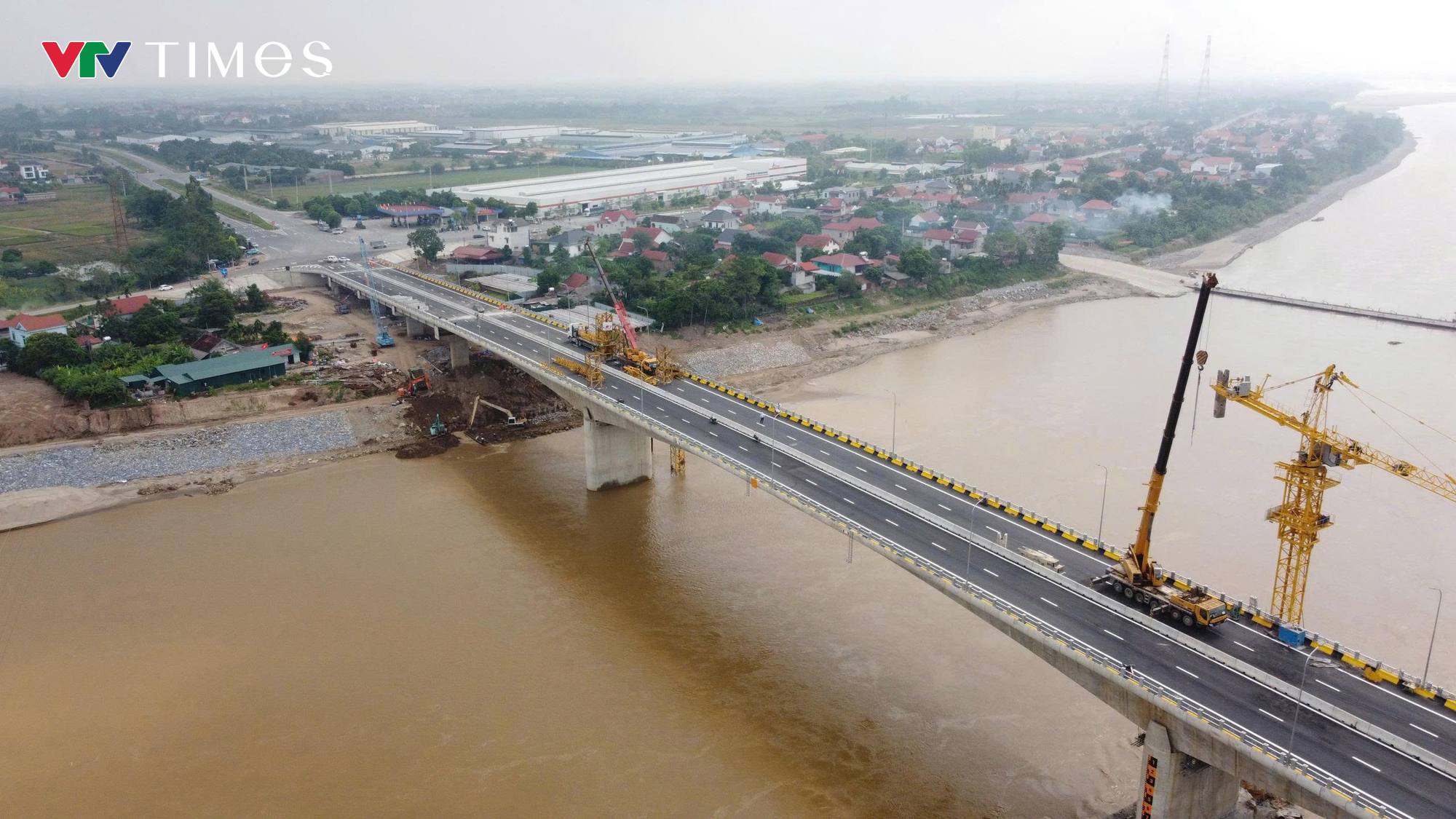 Cầu Phong Châu hoàn thành vượt tiến độ, mở ra kỳ vọng mới - Ảnh 3