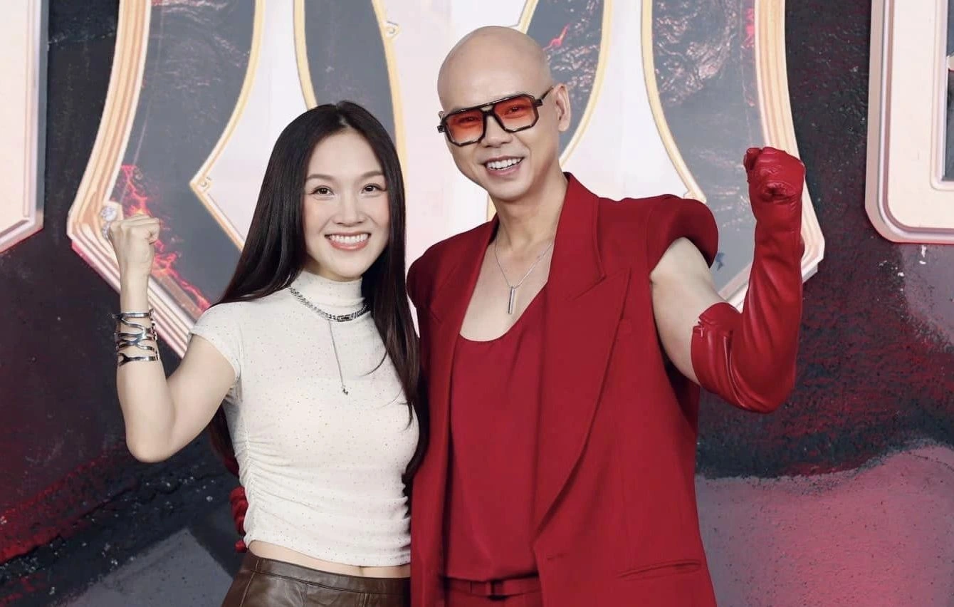 Nam ca sĩ bị bạn mời uống nước chứa chất cấm: Tuổi 50 hôn nhân viên mãn bên vợ là học trò, kém 12 tuổi - Ảnh 2