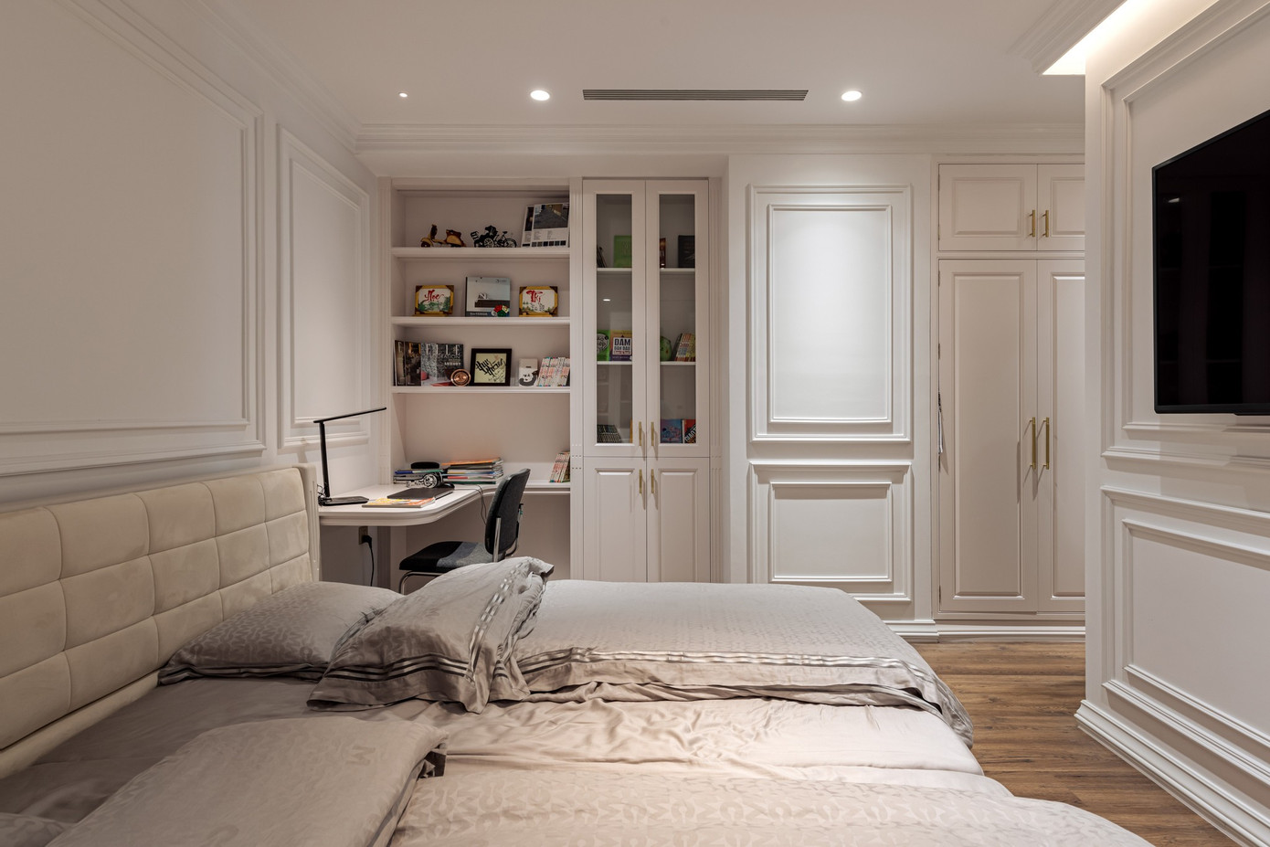 Quá trình biến đổi Penthouse từ phong cách Tân cổ điển sang hiện đại - Ảnh 24