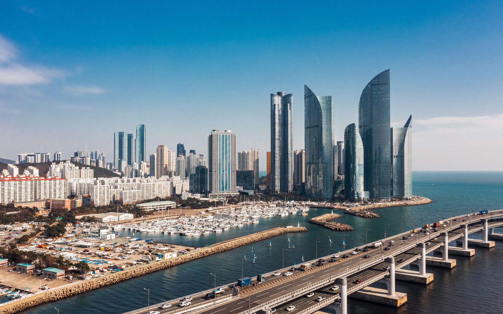 Quảng Ninh trên “đường băng” trở thành điểm đến đầu tư hàng đầu miền Bắc - Ảnh 1