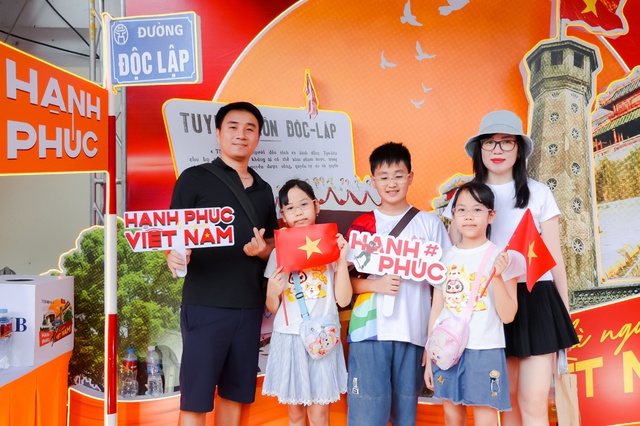 SHB đồng hành Fandom Yêu Nước: Tự hào hành trình lan toả niềm hạnh phúc là người Việt Nam - Ảnh 1