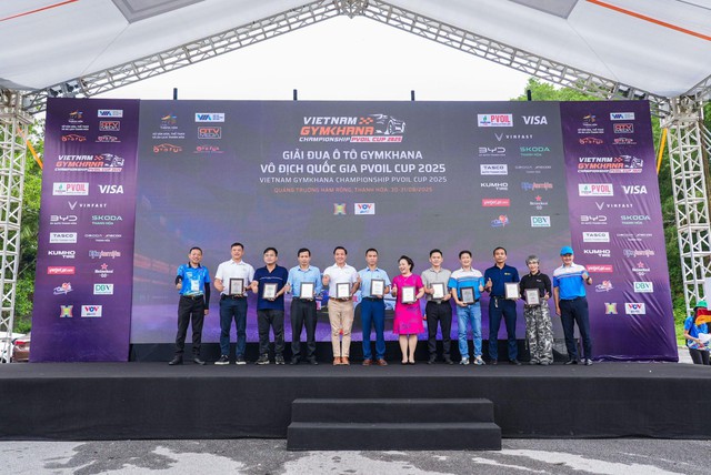 Visa Việt Nam đồng hành với phong trào đua xe tại PVOIL VGC 2025 - Ảnh 1