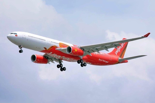 Vietjet đón tàu bay thân rộng mới, nâng đội bay lên 121 chiếc - Ảnh 1