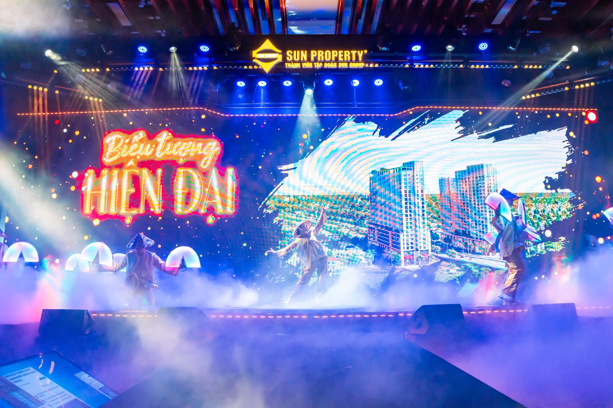 Quá tải khách đến dự sự kiện giới thiệu dự án Spana Tower Đà Nẵng - Ảnh 1