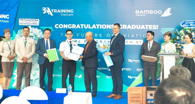 BAA Training Vietnam và Bamboo Airways tiên phong trong đào tạo học viên phi công MPL - Ảnh 1