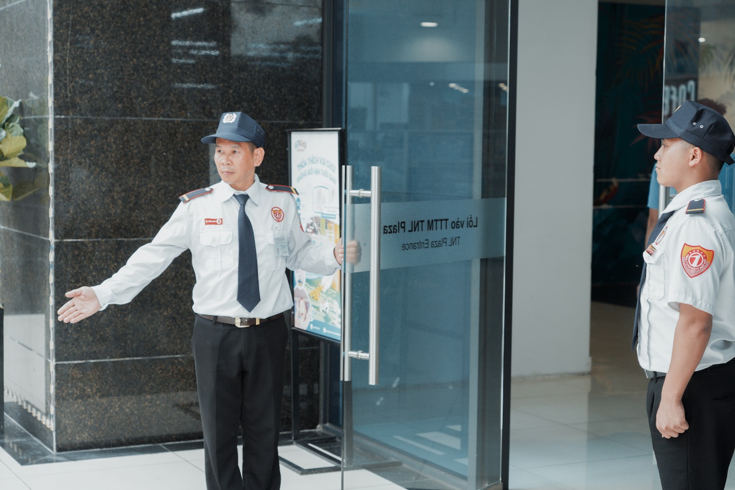 “Điểm chạm” giúp các tòa nhà văn phòng, trung tâm thương mại hút khách thuê - Ảnh 1