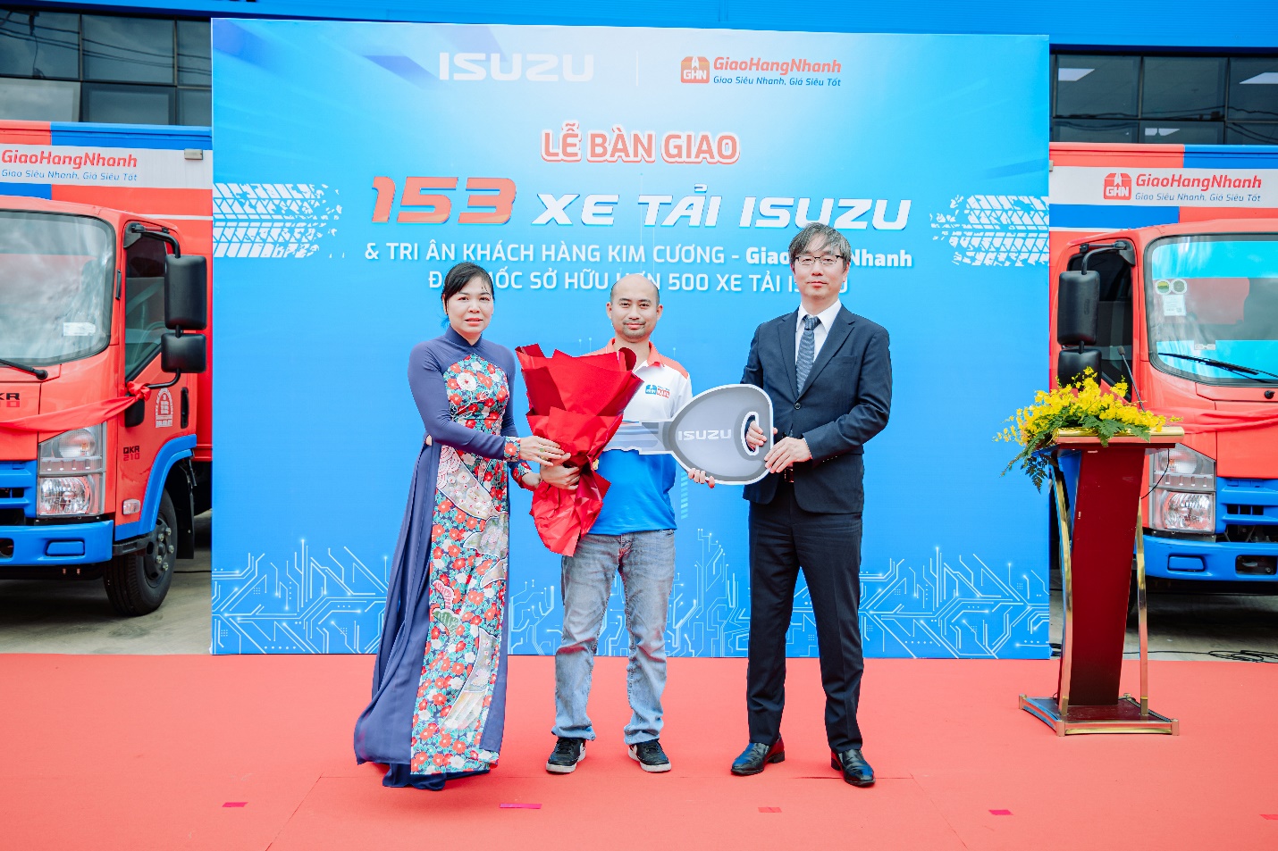 Giao Hàng Nhanh đầu tư 330 tỷ đồng, 309 xe tải mới - Ảnh 1