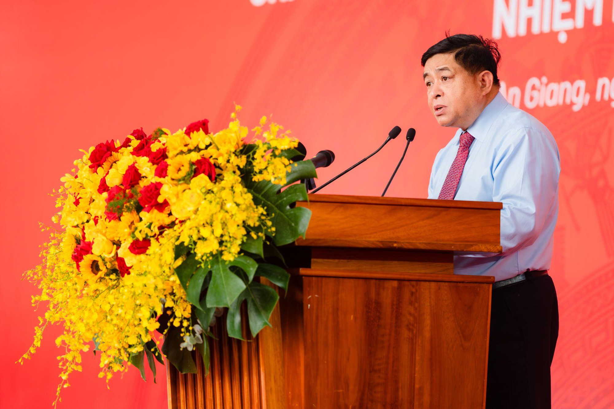 An Giang khởi công 10 dự án trọng điểm phục vụ APEC 2027 - Ảnh 1