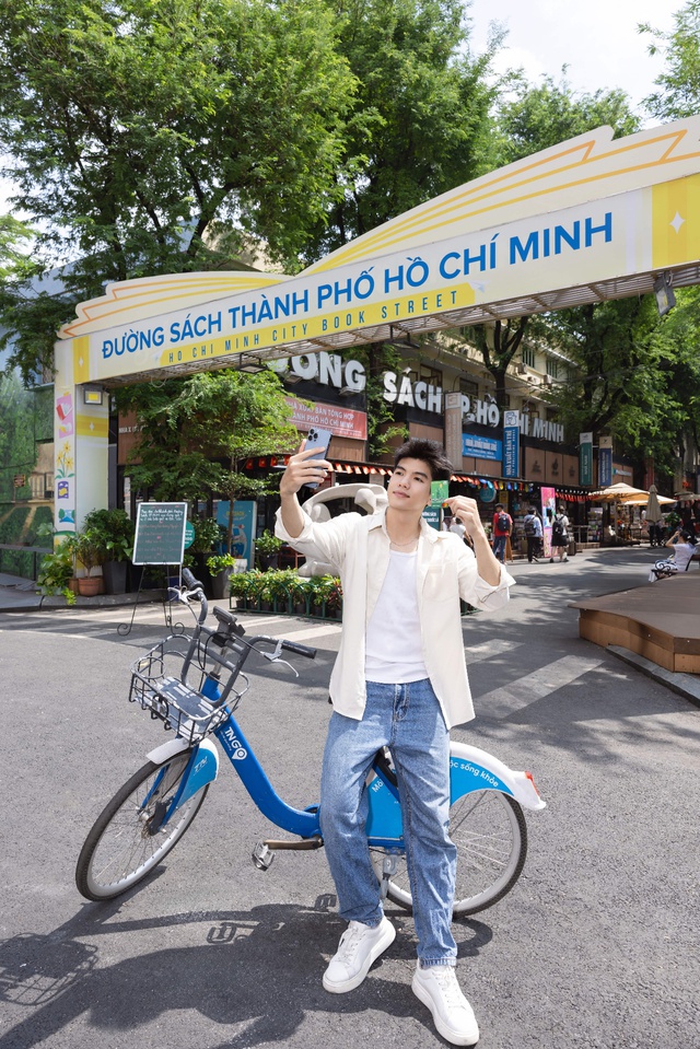 “Một chạm là gần” - Hành trình tân sinh viên “mở khóa” bản đồ TP. HCM - Ảnh 14