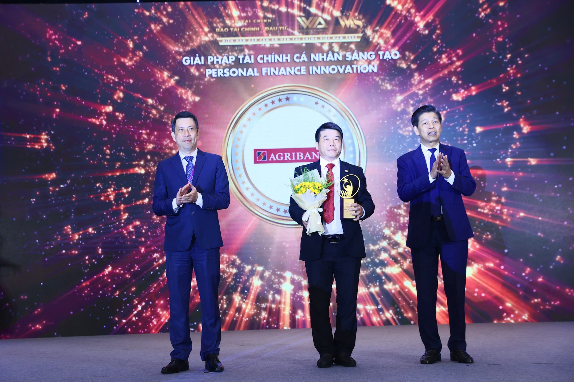 Agribank được vinh danh 3 sản phẩm, dịch vụ tài chính tiêu biểu năm 2025, khẳng định vị thế dẫn đầu - Ảnh 2