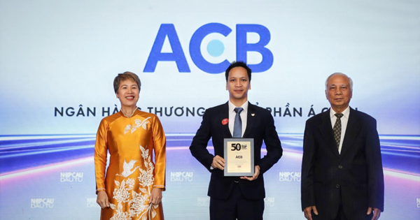 ACB được vinh danh trong bảng xếp hạng “50 công ty kinh doanh hiệu quả nhất Việt Nam”