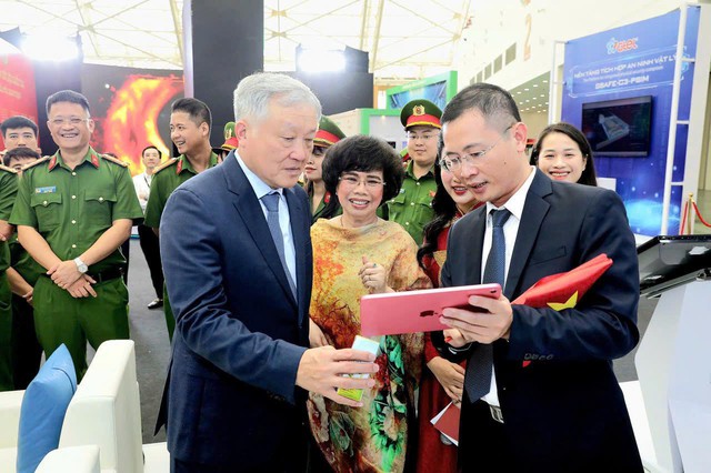 Ấn tượng với công nghệ truy xuất nguồn gốc sản phẩm của TH true MILK - Ảnh 2